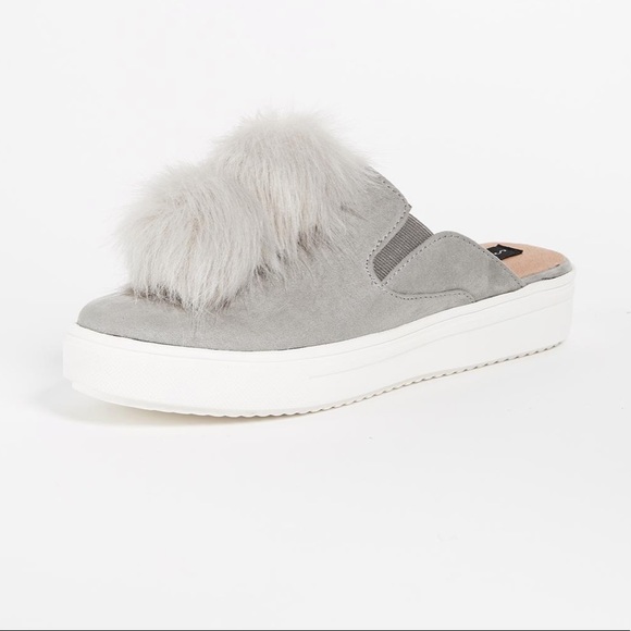 NIB Gray Cam Pom Pom Genuine Suede Mule Sneaker - Picture 3 of 3